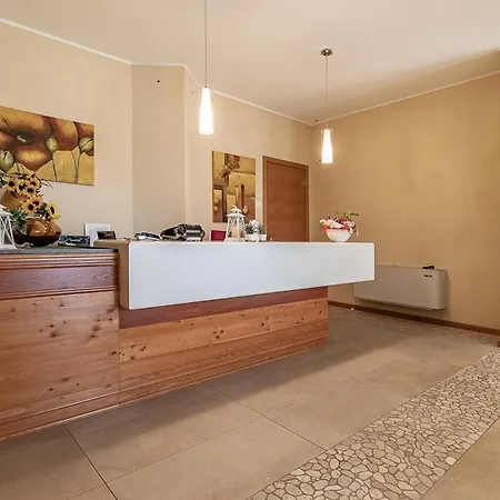 Alloggio per agriturismo Casa Rossa *