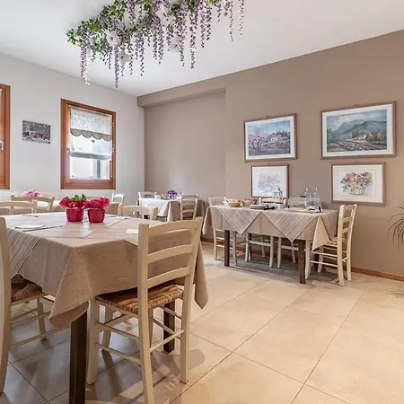 Casa Rossa Alloggio per agriturismo