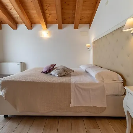 Casa Rossa Alloggio per agriturismo