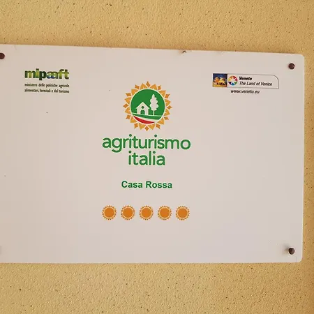 Alloggio per agriturismo Casa Rossa *