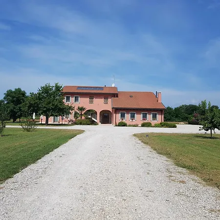 Casa Rossa Alloggio per agriturismo Postioma